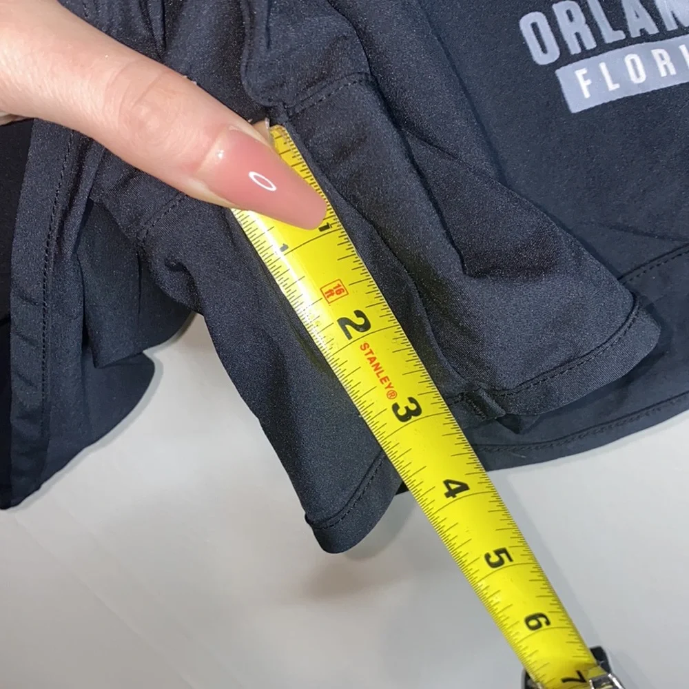 🌵Black Under Armour Orlando Florida shorts! - Picture 8 of 8